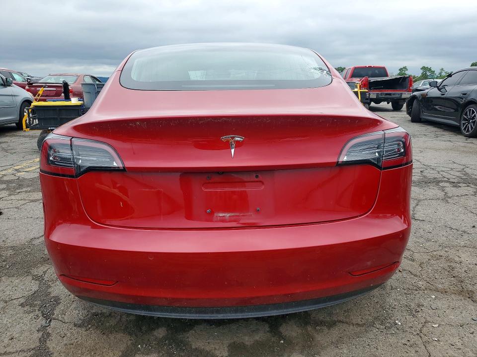 59819676 :رقم المزاد ، 5YJ3E1EA8JF012941 vin ، 2018 Tesla Model 3 مزاد بيع