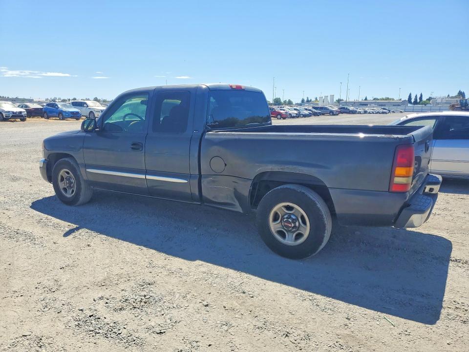 62253926 :رقم المزاد ، 2GTEC19V231175215 vin ، 2003 Gmc New Sierra مزاد بيع