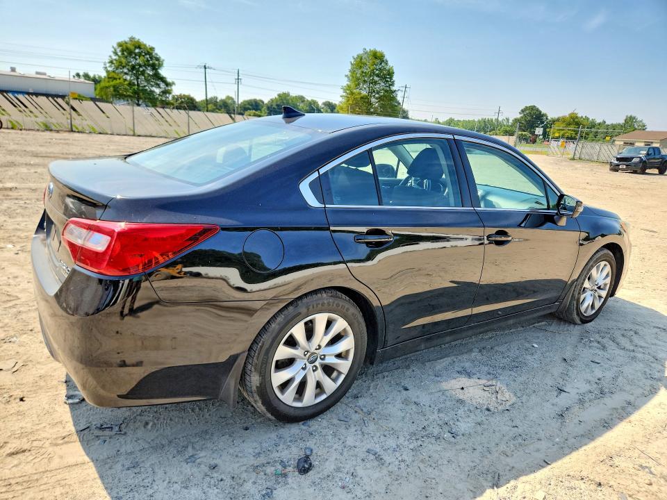 61004786 :رقم المزاد ، 4S3BNAF68H3009132 vin ، 2017 Subaru Legacy مزاد بيع