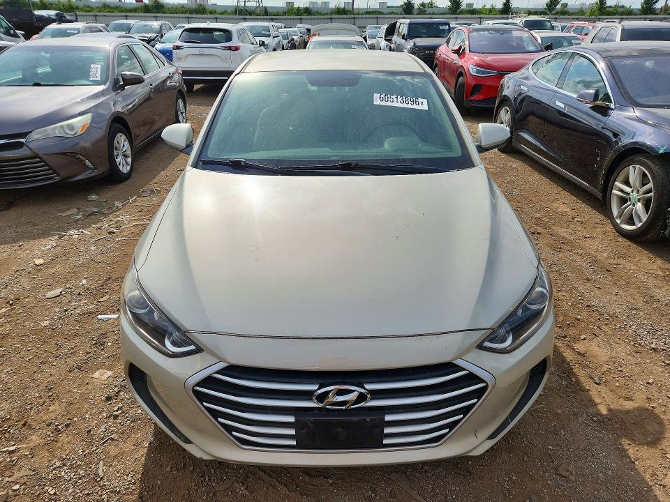 60513896 :رقم المزاد ، 5NPD74LFXHH182776 vin ، 2017 Hyundai Elantra مزاد بيع