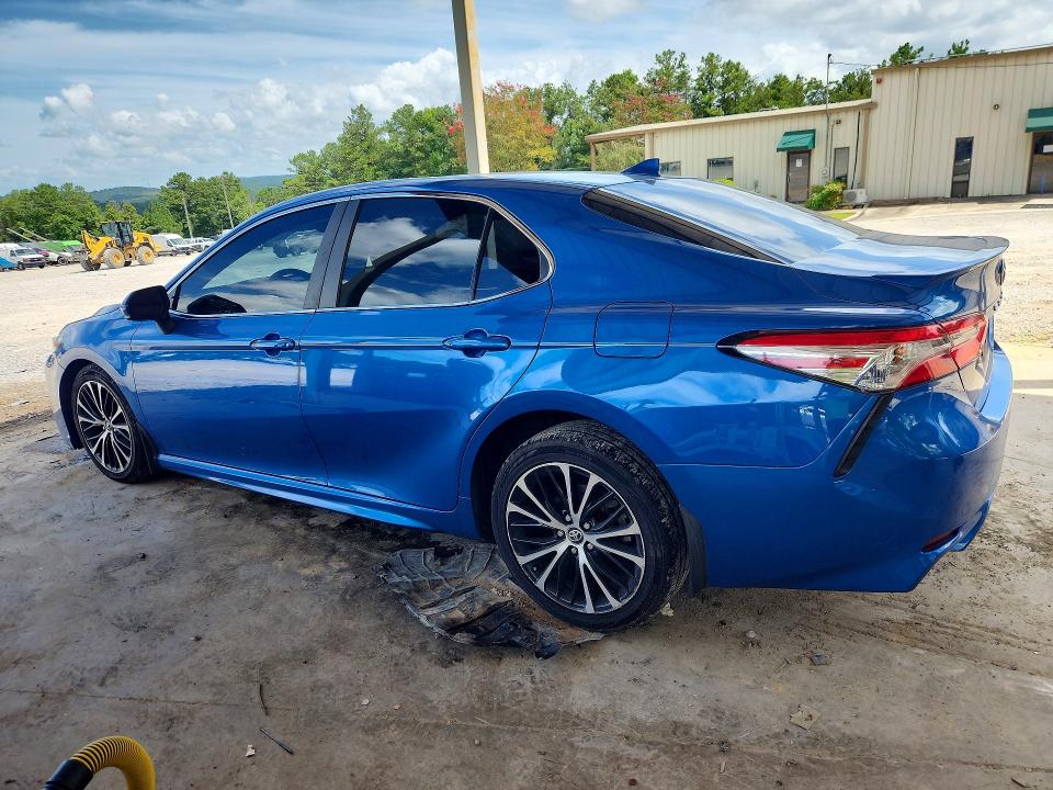 2020 Toyota Camry მანქანა იყიდება აუქციონზე, vin: 4T1G11AK9LU329774, აუქციონის ნომერი: 62157646