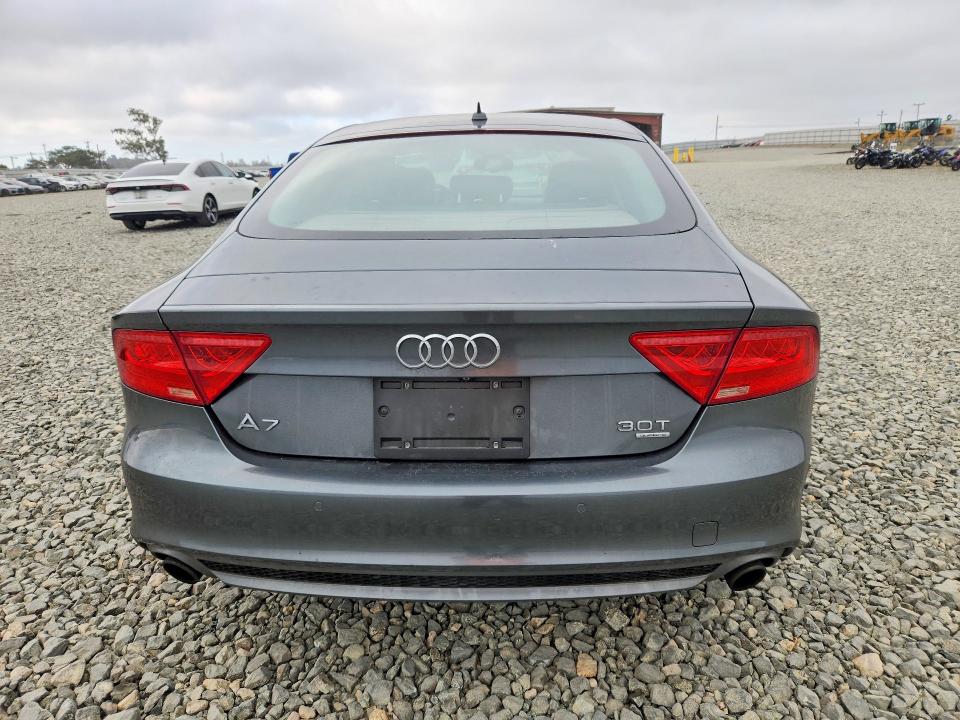 Продажа на аукционе авто 2014 Audi A7, vin: WAU2GAFC6EN123465, номер лота: 61104786
