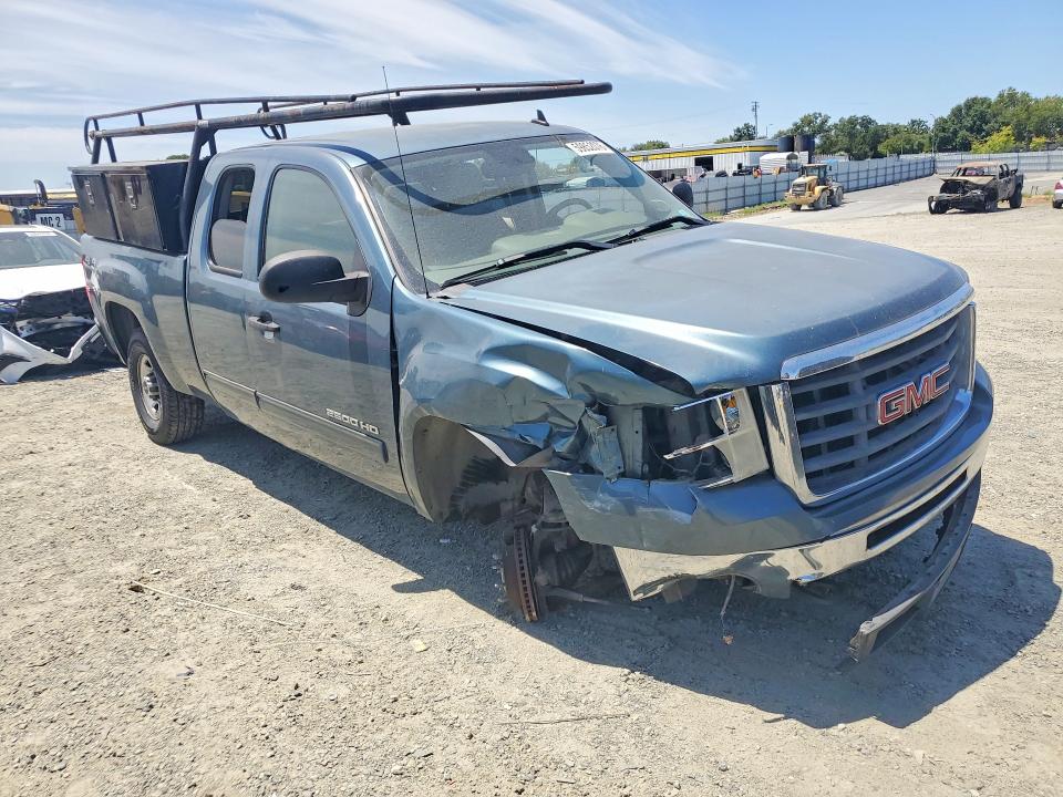 59852076 :رقم المزاد ، 1GTHK29K37E582461 vin ، 2007 Gmc Sierra مزاد بيع