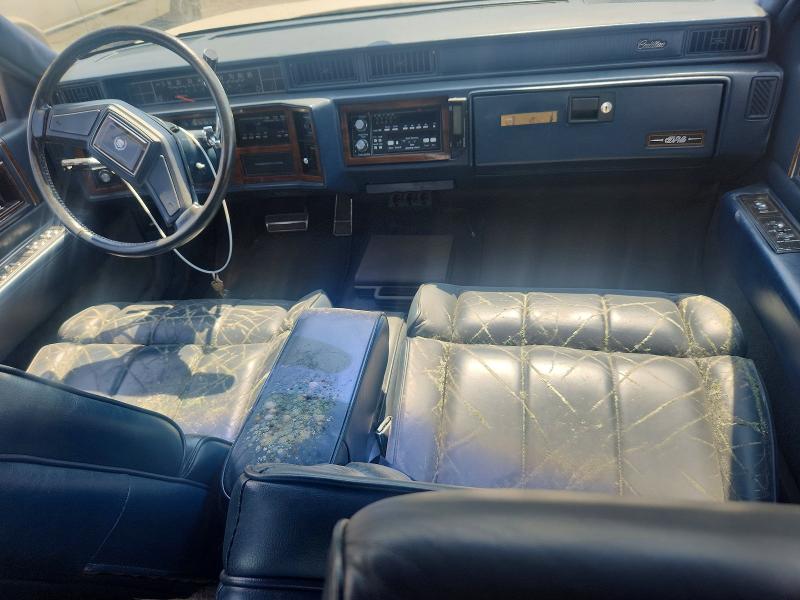 1988 Cadillac Deville მანქანა იყიდება აუქციონზე, vin: 1G6CD5159J4333738, აუქციონის ნომერი: 60028126