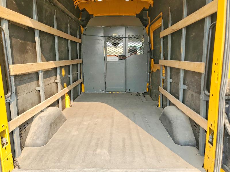 61158796 :رقم المزاد ، 1FTBR1X8XMKA25272 vin ، 2021 Ford Transit مزاد بيع
