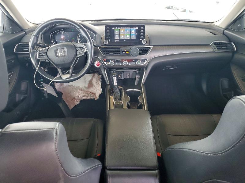 60785546 :رقم المزاد ، 1HGCV1F53JA075408 vin ، 2018 Honda Accord مزاد بيع