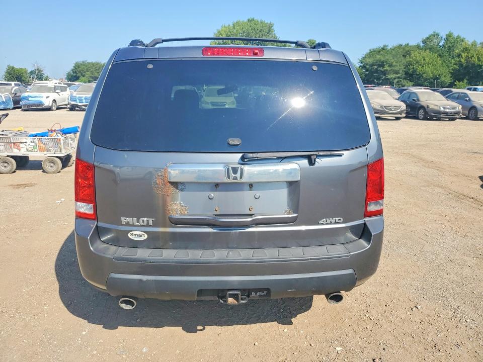 60517146 :رقم المزاد ، 5FNYF4H5XBB056525 vin ، 2011 Honda Pilot مزاد بيع