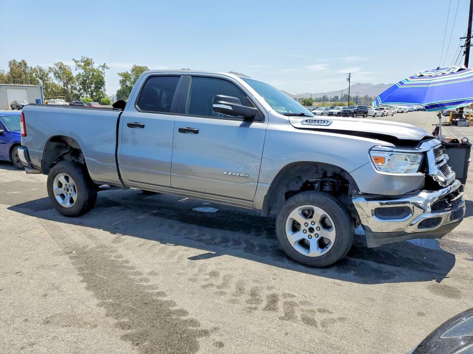 58632606 :رقم المزاد ، 1C6RRECT5KN737904 vin ، 2019 Ram 1500 مزاد بيع