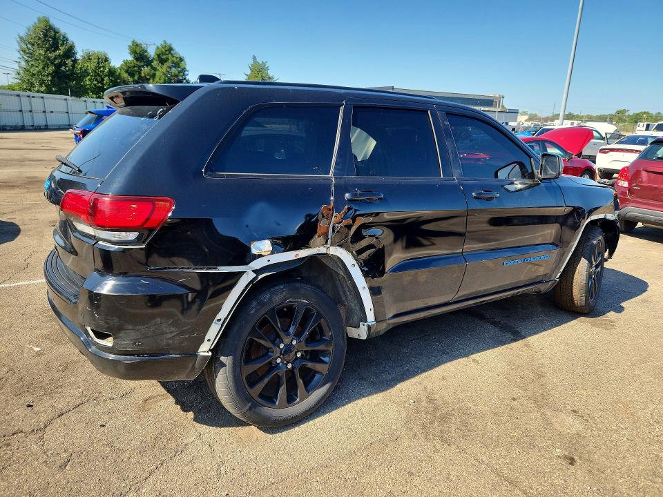 Продаж на аукціоні авто 2017 Jeep Grand Cherokee, vin: 1C4RJFAGXHC909960, номер лоту: 63213666