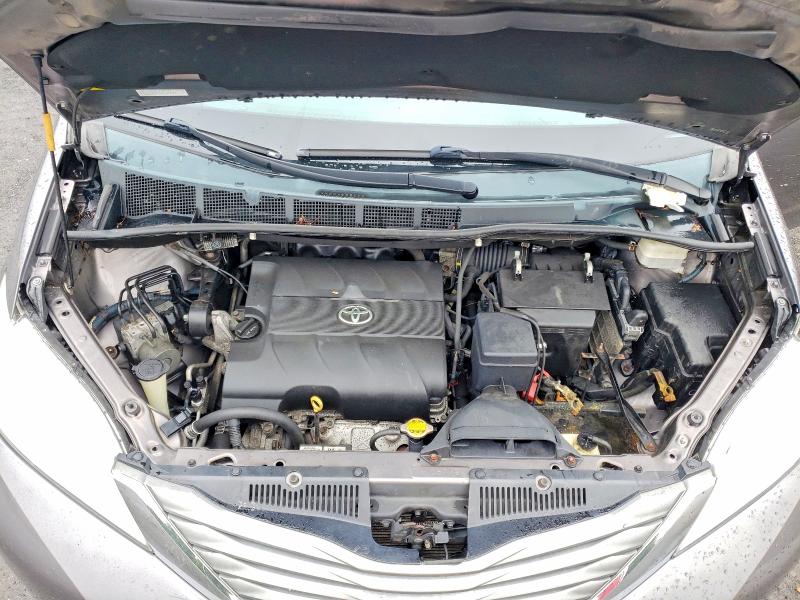 Aukcja sprzedaży 2013 Toyota Sienna, vin: 5TDDK3DC7DS055646, numer aukcji: 63138106