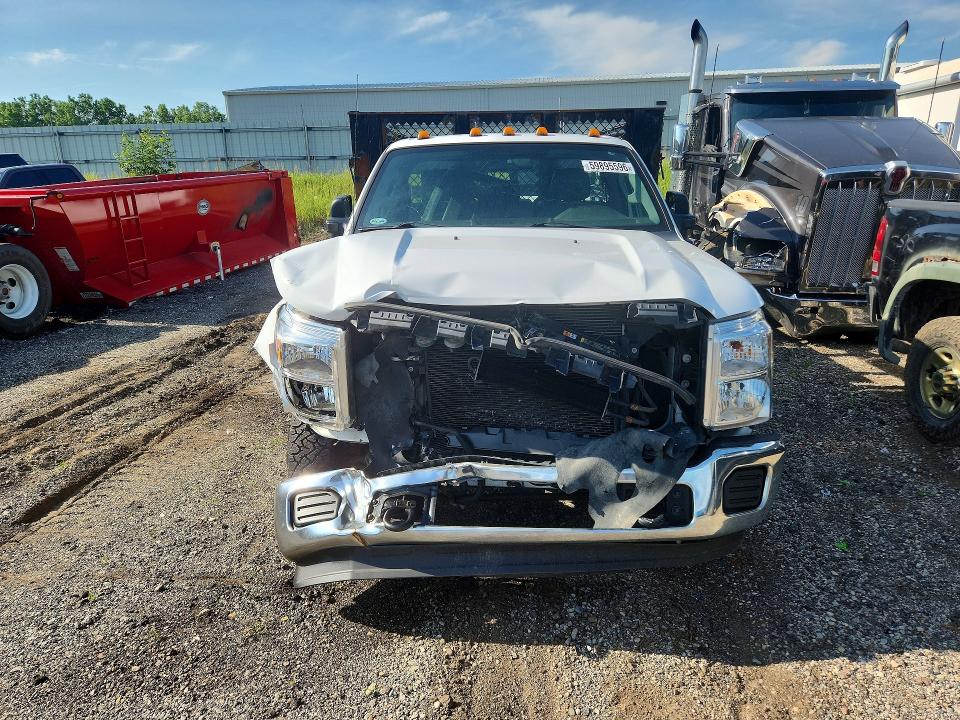 2015 Ford F350 მანქანა იყიდება აუქციონზე, vin: 1FDRF3G65FEC73198, აუქციონის ნომერი: 59895596
