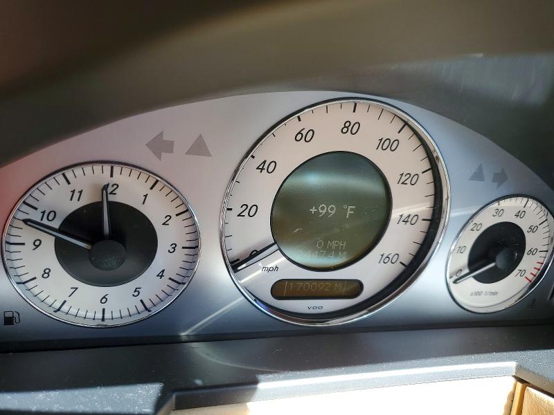60719146 :رقم المزاد ، WDBUF56X18B206492 vin ، 2008 Mercedes-benz E مزاد بيع