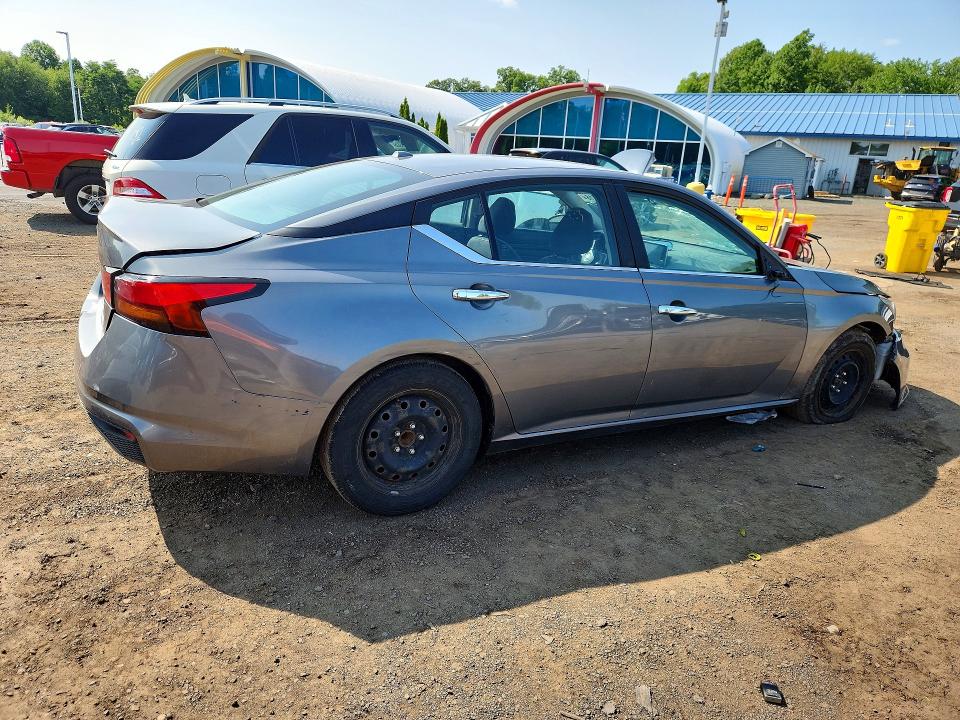 62461316 :رقم المزاد ، 1N4BL4BV5KC124174 vin ، 2019 Nissan Altima مزاد بيع