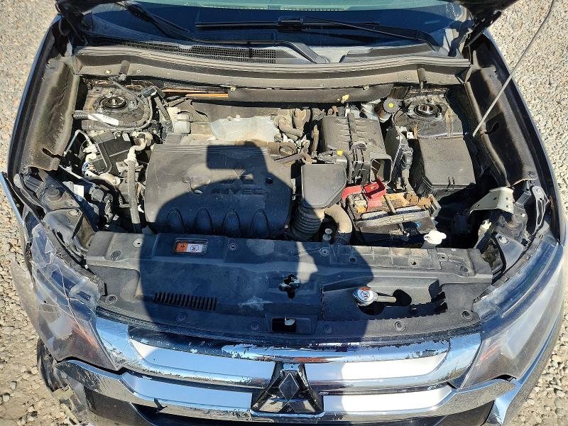 62229756 :رقم المزاد ، JA4AZ3A35JZ054566 vin ، 2018 Mitsubishi Outlander مزاد بيع