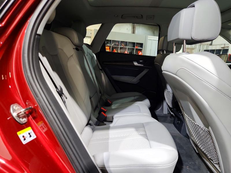 61142976 :رقم المزاد ، WA1BNAFY6J2022629 vin ، 2018 Audi Q5 مزاد بيع