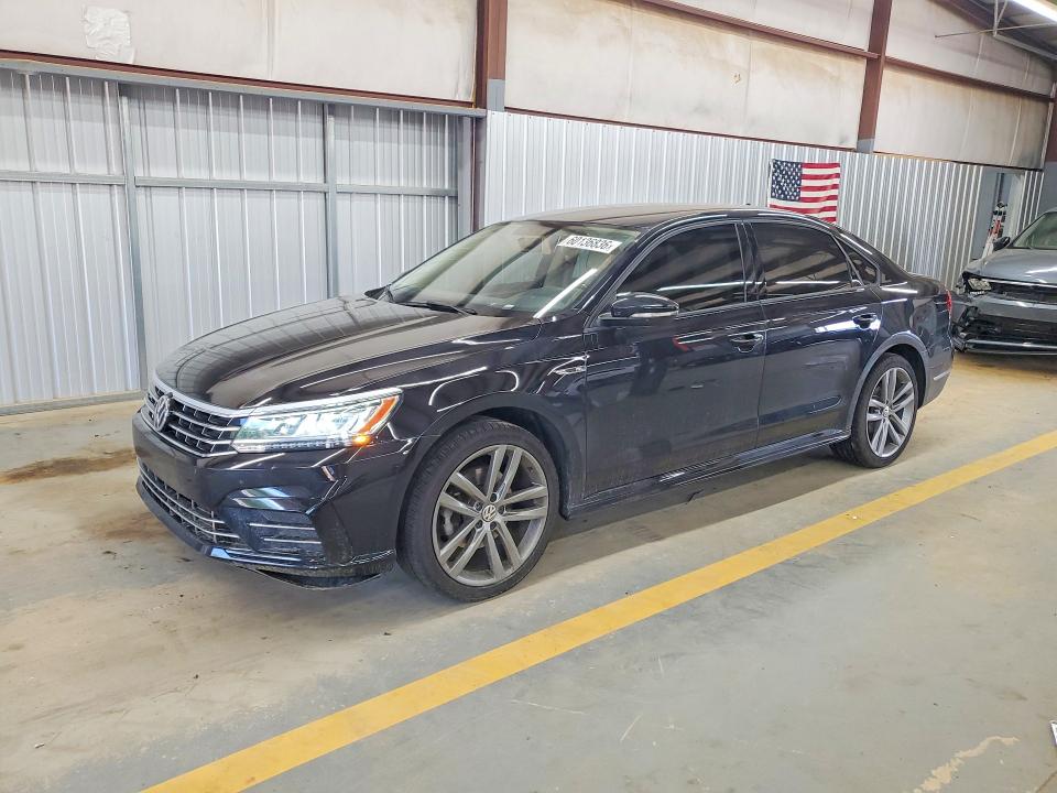 Продажа на аукционе авто 2018 Volkswagen Passat, vin: 1VWAA7A34JC029579, номер лота: 60136836