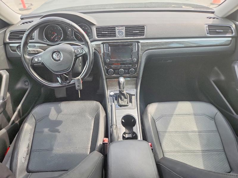 2016 Volkswagen Passat მანქანა იყიდება აუქციონზე, vin: 1VWBS7A30GC024521, აუქციონის ნომერი: 58608186