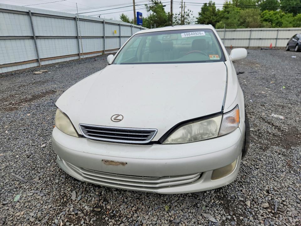 2001 Lexus Es მანქანა იყიდება აუქციონზე, vin: JT8BF28G810321658, აუქციონის ნომერი: 59840926