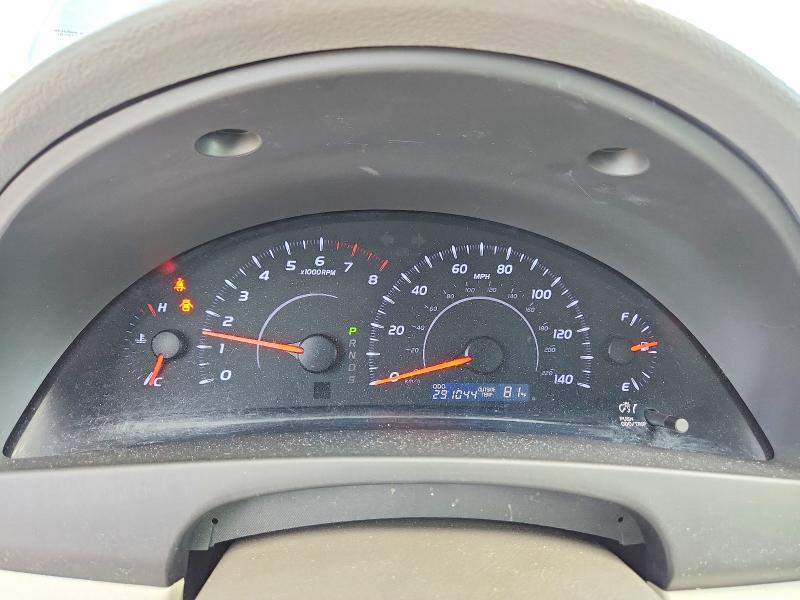 60000646 :رقم المزاد ، 4T1BF3EK8AU571101 vin ، 2010 Toyota Camry مزاد بيع