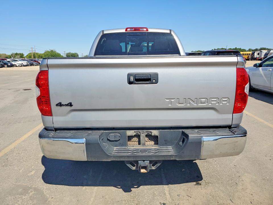 Продажа на аукционе авто 2018 Toyota Tundra, vin: 5TFUM5F10JX079262, номер лота: 59732126