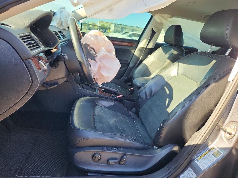 55273586 :رقم المزاد ، 1VWCN7A39DC148925 vin ، 2013 Volkswagen Passat مزاد بيع
