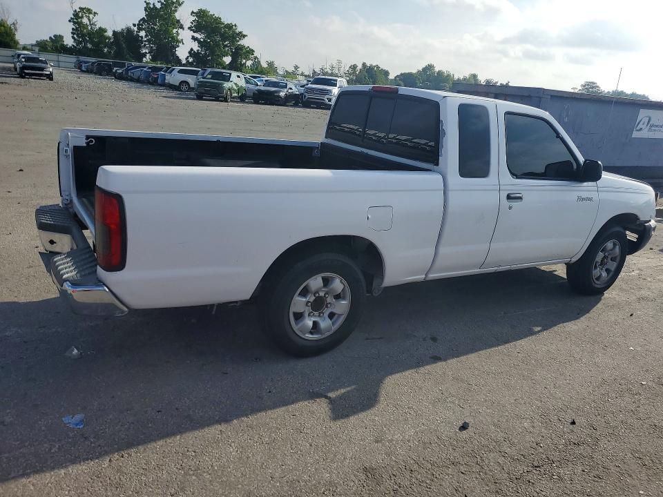 Продажа на аукционе авто 2000 Nissan Frontier, vin: 1N6DD26S0YC301465, номер лота: 61845696