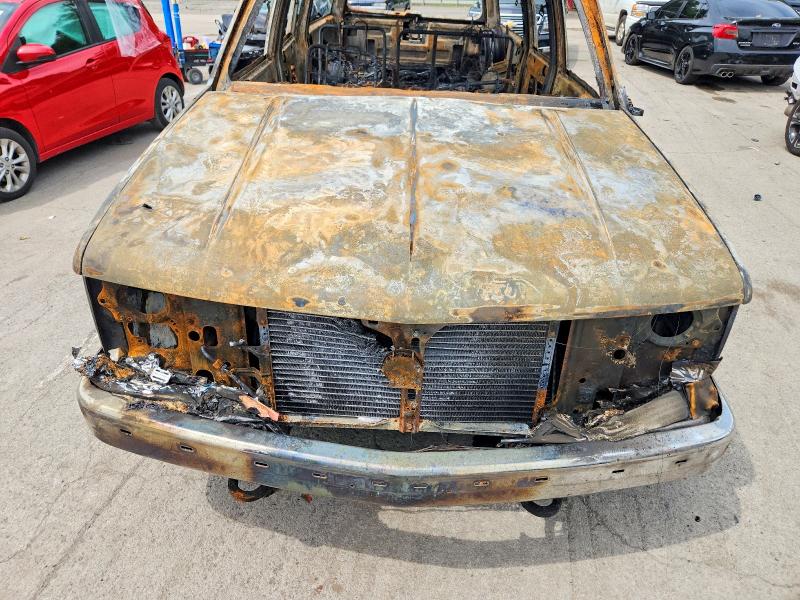 Продажа на аукционе авто 1995 Chevrolet Suburban, vin: 1GNFK16K5SJ322625, номер лота: 62610046