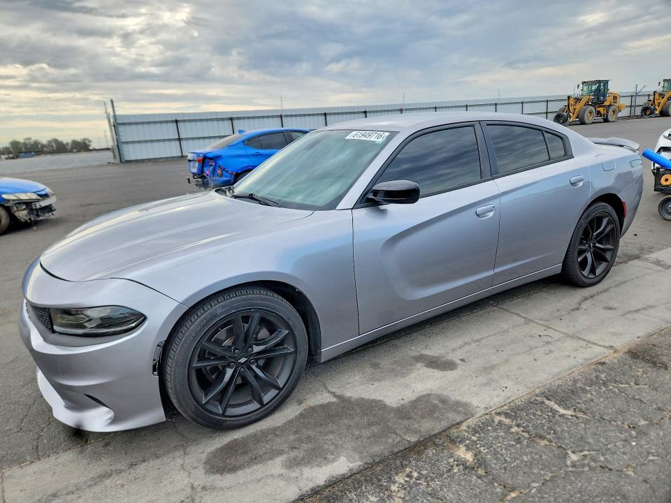 61949716 :رقم المزاد ، 2C3CDXBGXJH163910 vin ، 2018 Dodge Charger مزاد بيع