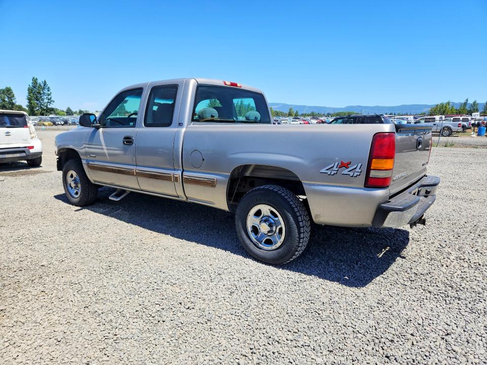 60028636 :رقم المزاد ، 2GCEK19T921401931 vin ، 2002 Chevrolet Silverado مزاد بيع