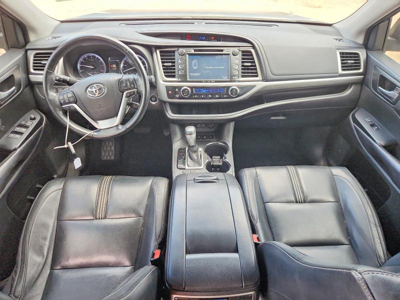 Auction sale of the 2017 Toyota Highlander, vin: 5TDJZRFH8HS403082, lot number: 61409316