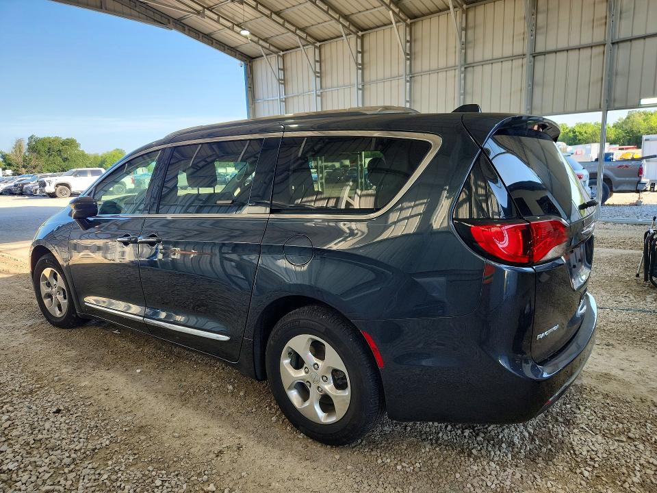59656846 :رقم المزاد ، 2C4RC1L74LR282408 vin ، 2020 Chrysler Pacifica مزاد بيع