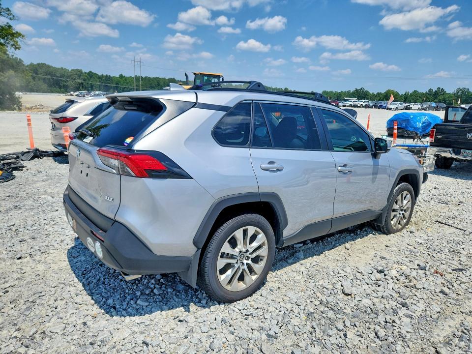2025 Toyota Rav4 მანქანა იყიდება აუქციონზე, vin: 2T3C1RFV3SC337330, აუქციონის ნომერი: 62588786