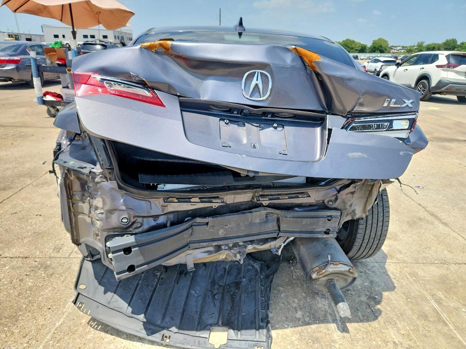 62084296 :رقم المزاد ، 19UDE2F32HA013324 vin ، 2017 Acura Ilx مزاد بيع