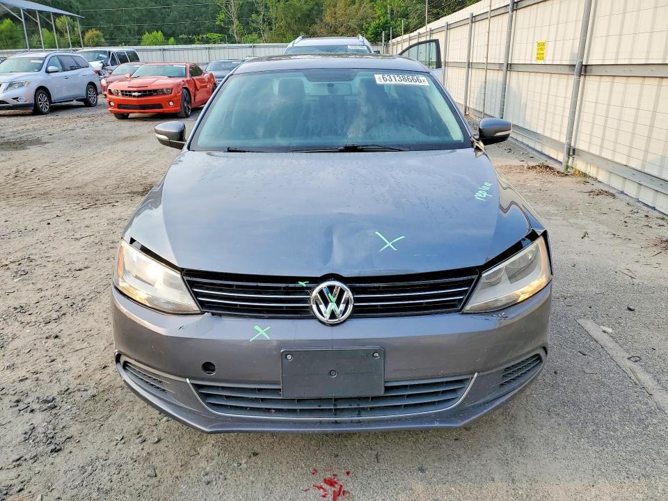 63138666 :رقم المزاد ، 3VWD07AJXEM384632 vin ، 2014 Volkswagen Jetta مزاد بيع