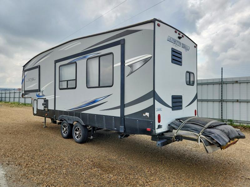 85625985 :رقم المزاد ، 5ZT3CKPB0K2703482 vin ، 2019 Forest River Arcticwolf مزاد بيع