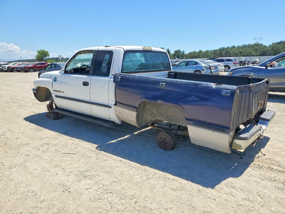 60207186 :رقم المزاد ، 3B7HC13Z0YG152541 vin ، 2000 Dodge Ram 1500 مزاد بيع