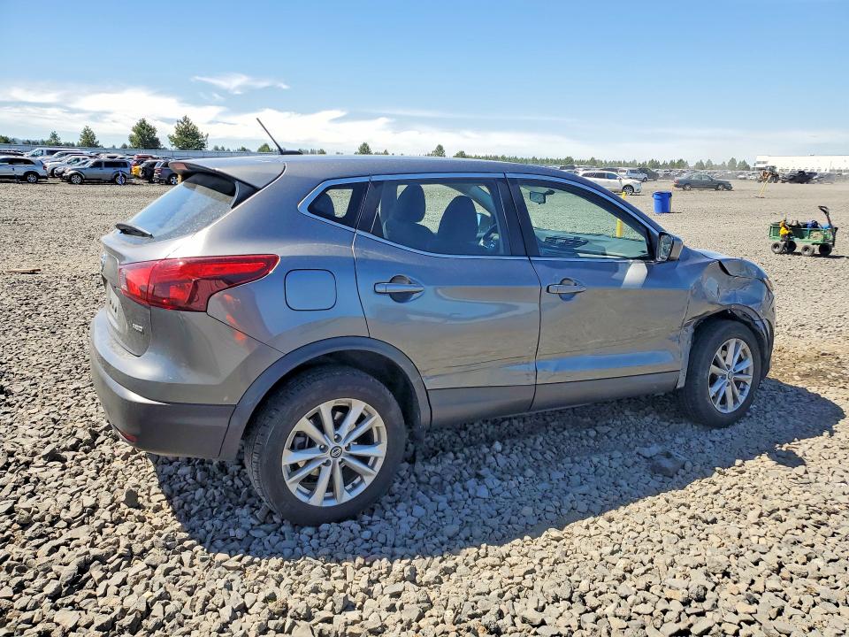 60454656 :رقم المزاد ، JN1BJ1CR0KW346865 vin ، 2019 Nissan Rogue Sport مزاد بيع