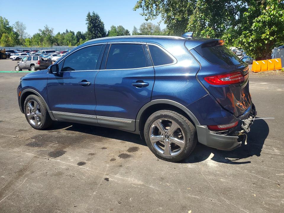 61150726 :رقم المزاد ، 5LMCJ2D90HUL57982 vin ، 2017 Lincoln Mkc مزاد بيع