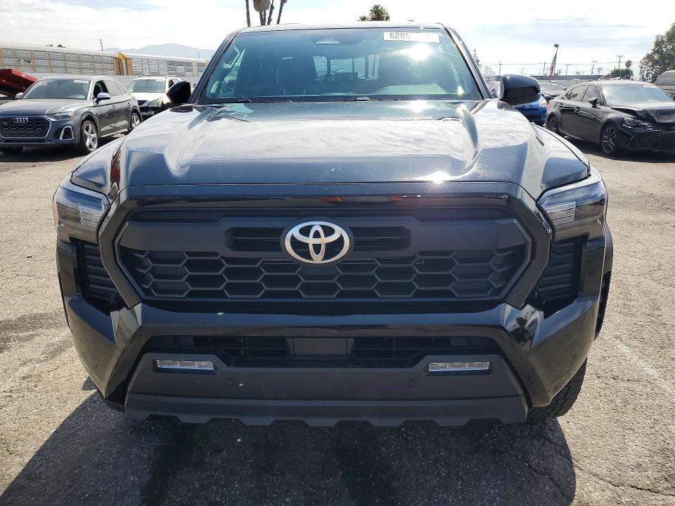 Продажа на аукционе авто 2025 Toyota Tacoma, vin: 3TMLB5JN0SM200925, номер лота: 62052196