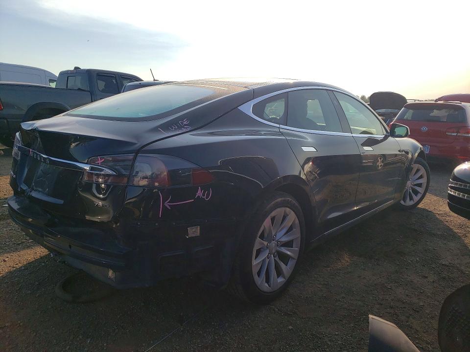Aukcja sprzedaży 2017 Tesla Model S, vin: 5YJSA1E24HF190498, numer aukcji: 60748806