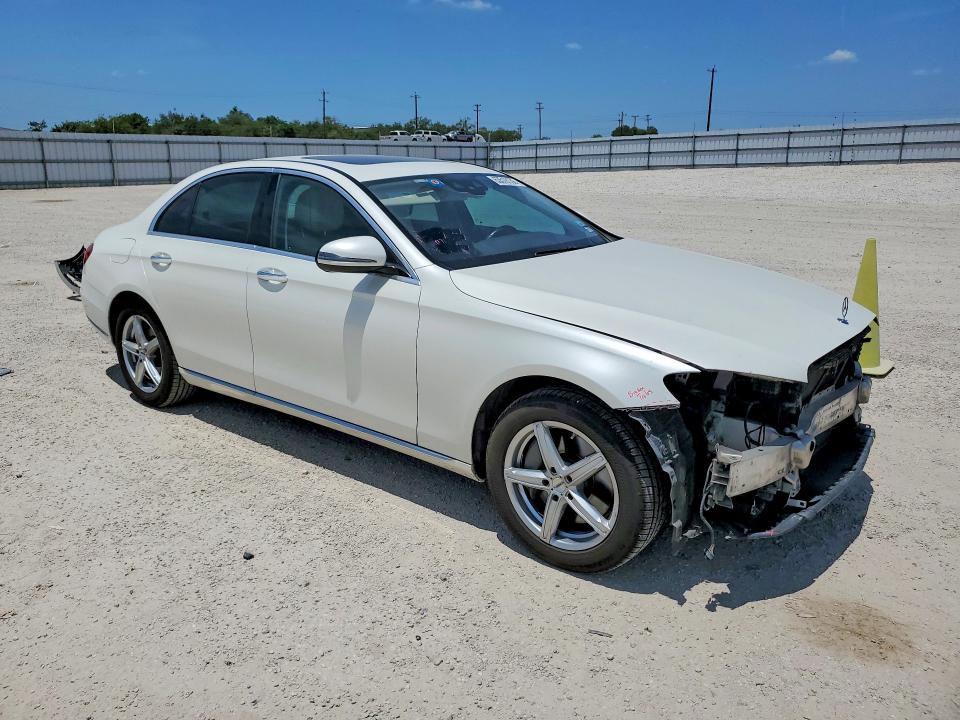 Продажа на аукционе авто 2017 Mercedes-benz E, vin: WDDZF4JB8HA169398, номер лота: 63518136