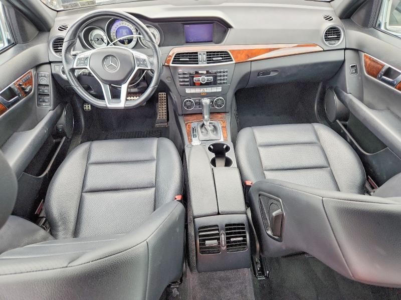 Продажа на аукционе авто 2013 Mercedes-benz C, vin: WDDGF8AB7DA843808, номер лота: 62790806