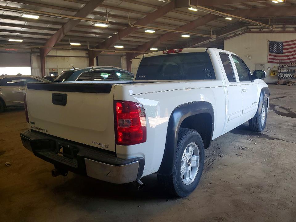 85773145 :رقم المزاد ، 1GCRKSE39BZ216833 vin ، 2011 Chevrolet Silverado مزاد بيع