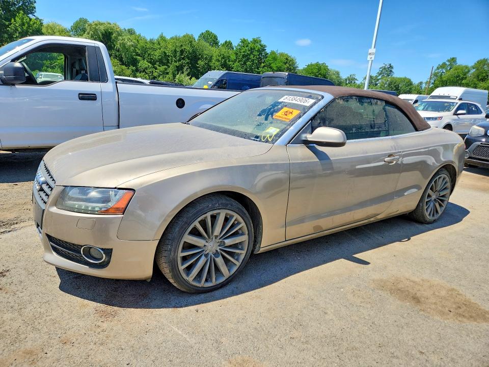 61384906 :رقم المزاد ، WAULFAFH7BN010722 vin ، 2011 Audi A5 مزاد بيع