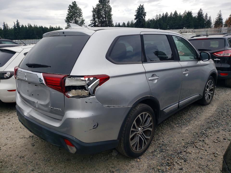59726566 :رقم المزاد ، JA4AD2A35JJ004211 vin ، 2018 Mitsubishi Outlander مزاد بيع
