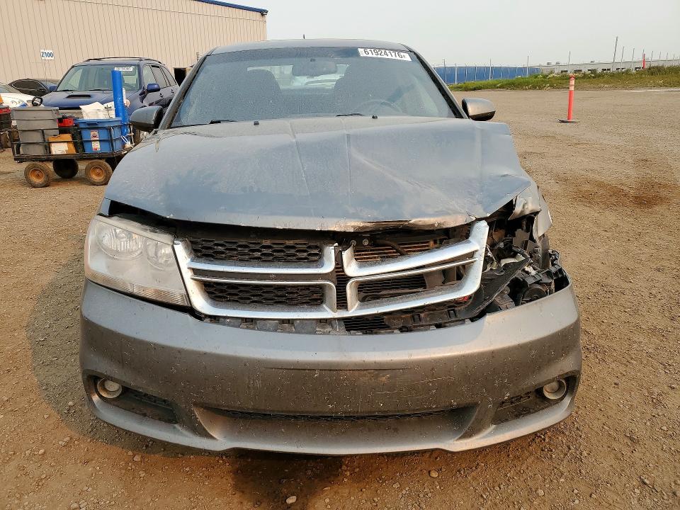 61924176 :رقم المزاد ، 1C3CDZCBXDN675015 vin ، 2013 Dodge Avenger مزاد بيع