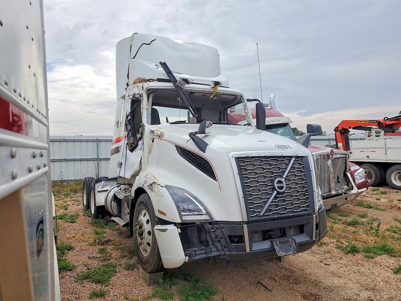 Продажа на аукционе авто 2023 Volvo Vn, vin: 4V4NC9EGXPN316644, номер лота: 58009876
