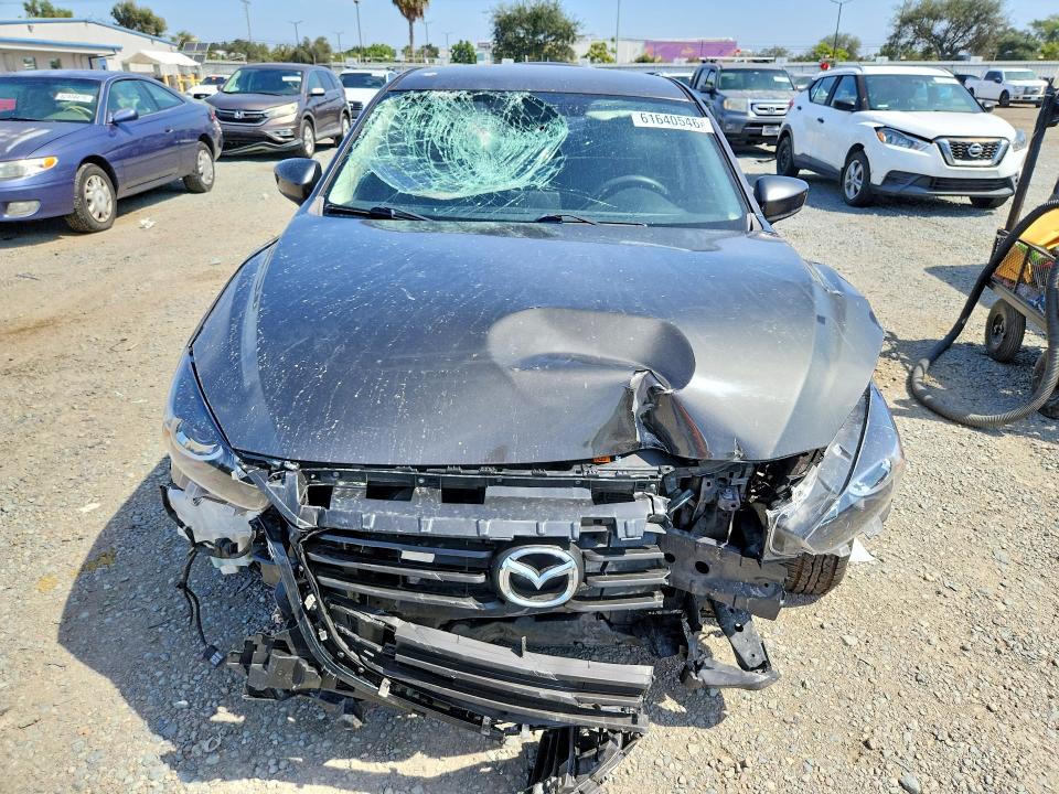 Продажа на аукционе авто 2017 Mazda 3, vin: 3MZBN1U76HM107325, номер лота: 61640546