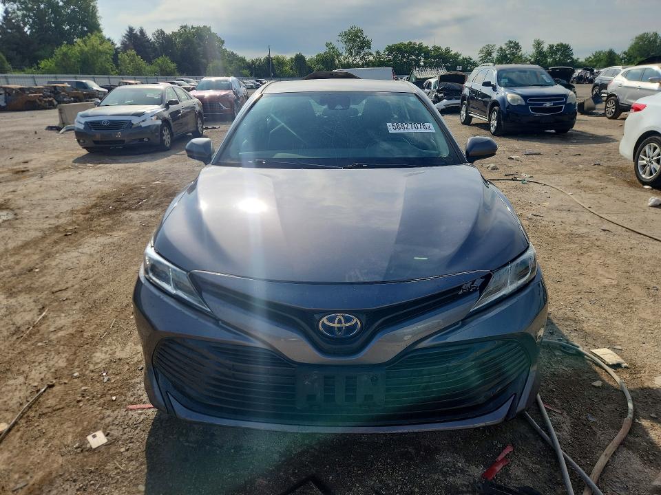 2020 Toyota Camry მანქანა იყიდება აუქციონზე, vin: 4T1C31AKXLU525957, აუქციონის ნომერი: 58827076