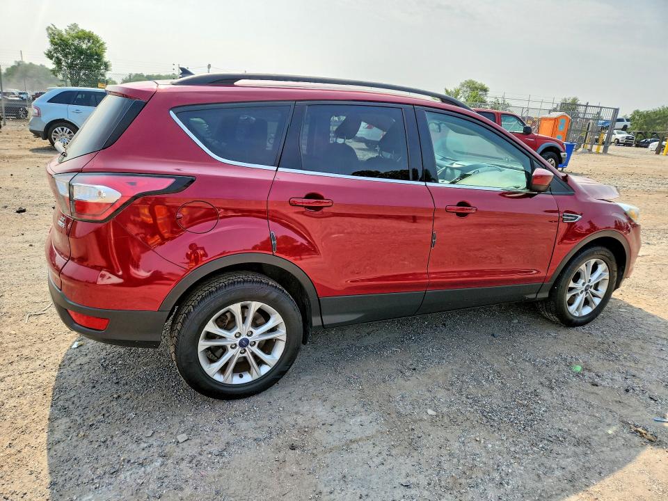 Продажа на аукционе авто 2018 Ford Escape, vin: 1FMCU9GD5JUB07324, номер лота: 62069666